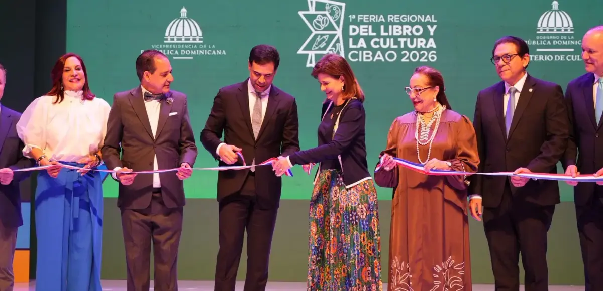 Raquel Peña encabeza apertura de la Feria Regional del Libro y la Cultura Cibao 2026 en Santiago