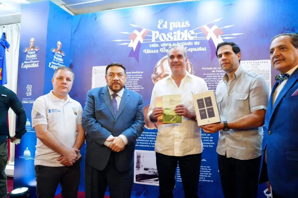 Senado y Ministerio de Cultura reconocen a figuras del Cibao en Feria Regional del Libro y la Cultura