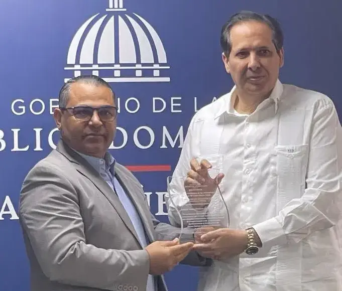 Ministerio de Salud Pública reconoce a la Asociación Instituto Dominicano de Cardiología