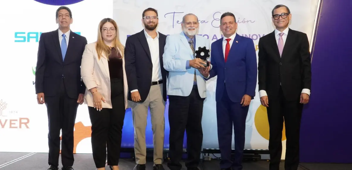 Casa Oliver es reconocida por su aporte a la innovación industrial dominicana