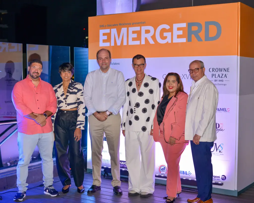 Sokrates Mckinney presenta Emerge RD, primera plataforma dedicada al diseno emergente en RD