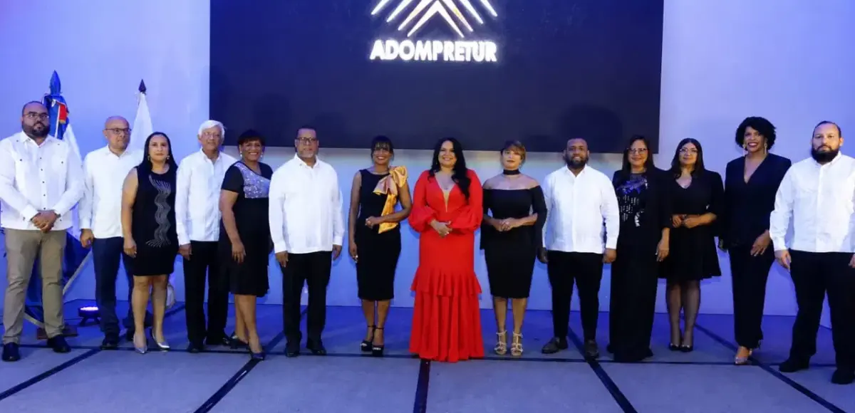 Adompretur entre los nominados al Premio Pasaporte Abierto 2026 por la OMPT