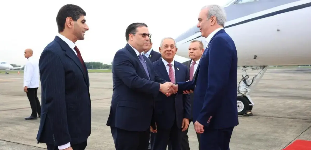 Presidente Abinader llega a Panamá
