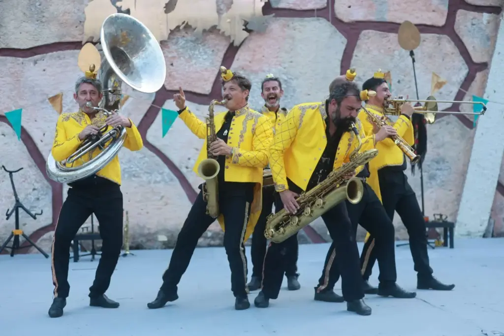 FESTAE conquista al público tras un vibrante fin de semana artístico