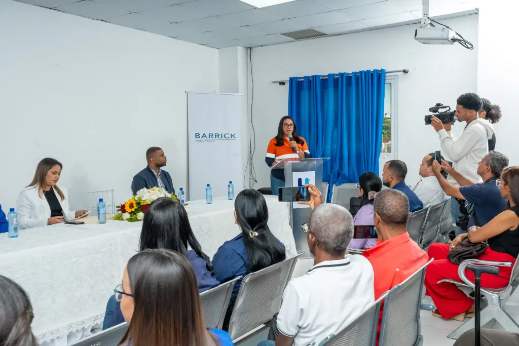 Barrick Pueblo Viejo y Project CURE fortalecen el sistema de salud en comunidades cercanas a la mina