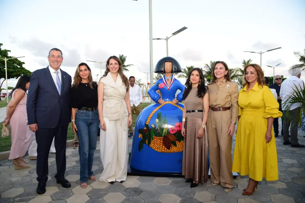 Llega a Santo Domingo la quinta Menina Dominicana
