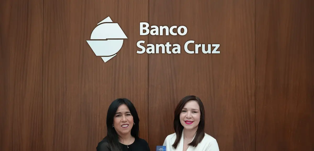 Banco Santa Cruz gana premio FICO Decision Award por su innovación en gestión de riesgos utilizando soluciones en la nube