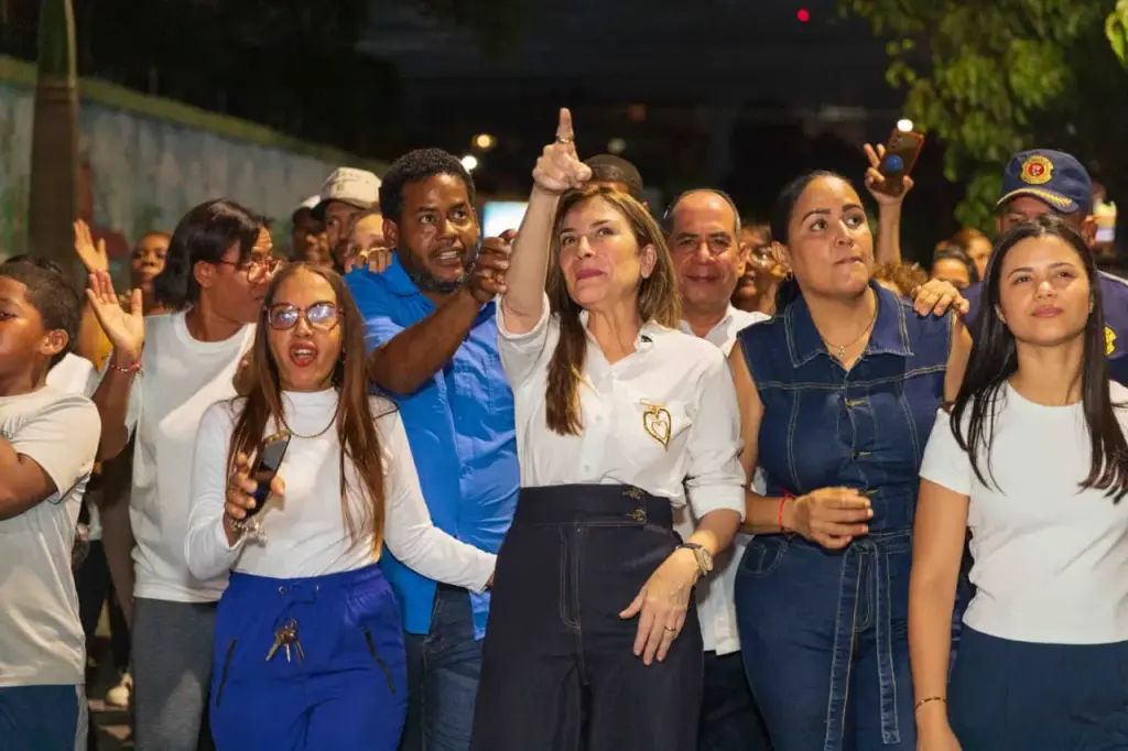 Carolina inicia 2a fase del programa Sectores Iluminados más Seguros en San Carlos