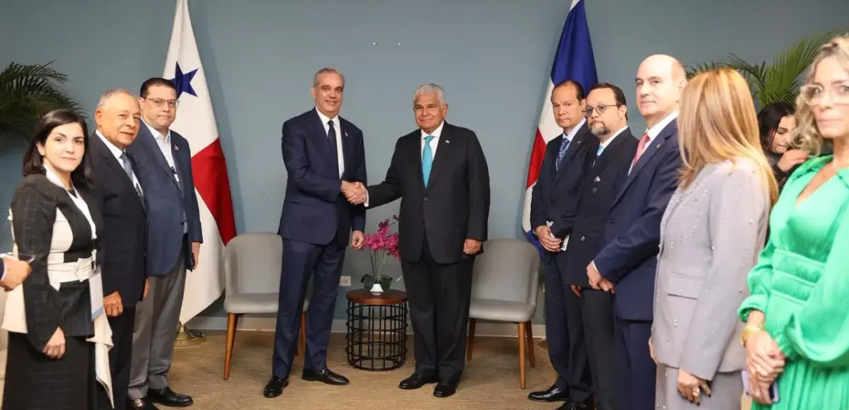 Presidente Abinader se reune con su homólogo panameño José Raúl Mulino para afianzar cooperación bilateral e impulsar comercio, turismo e inversiones