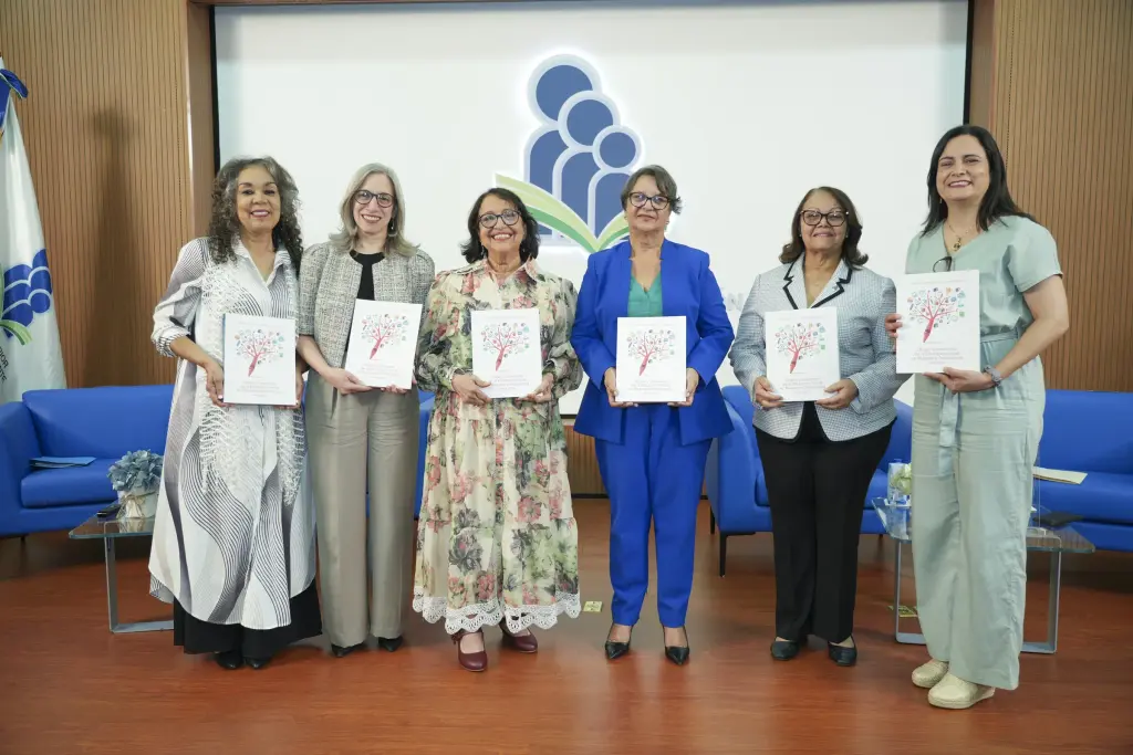 ISFODOSU pone a circular libro “Origen y Desarrollo de la Educación Inicial” de Mercedes Hernández
