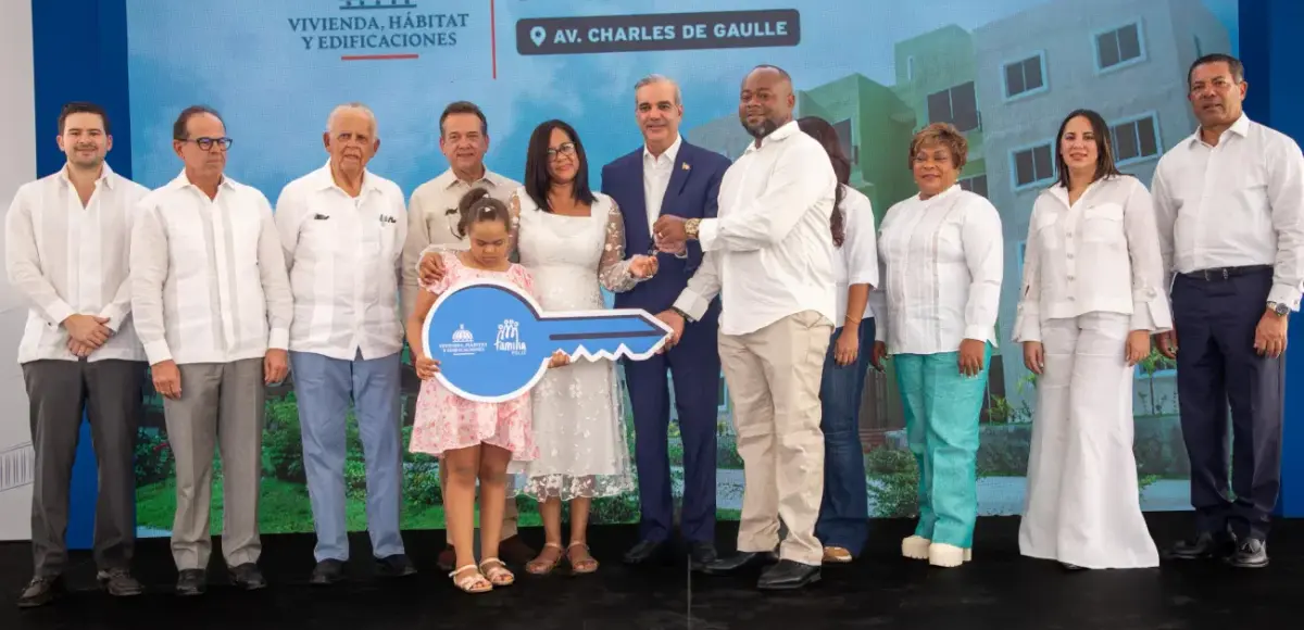 Presidente Abinader entrega 700 apartamentos del Plan Familia Feliz en la Urbanización San José, Santo Domingo Norte