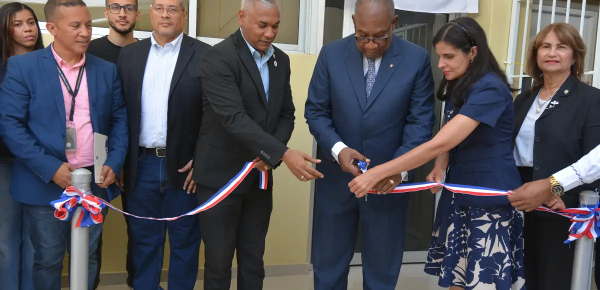 UASD inaugura cámara Gesell de la Escuela de Psicología