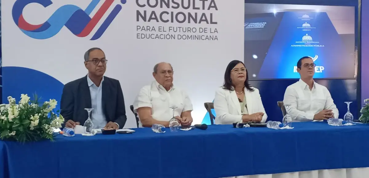 Medios digitales conocen ejes que impulsan la transformación educativa en República Dominicana