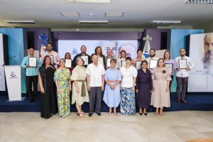 ISFODOSU reconoce la excelencia de sus profesores en la docencia y la investigación 