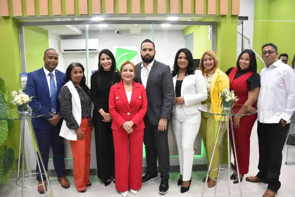 Moneycorps celebra 20 años e inaugura sucursal en Plaza Galerías del Este