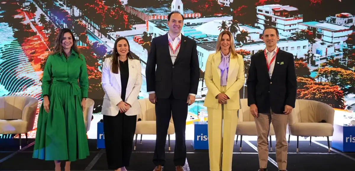 ADOCEM destaca al cemento como un aliado estratégico para la resiliencia climática de República Dominicana