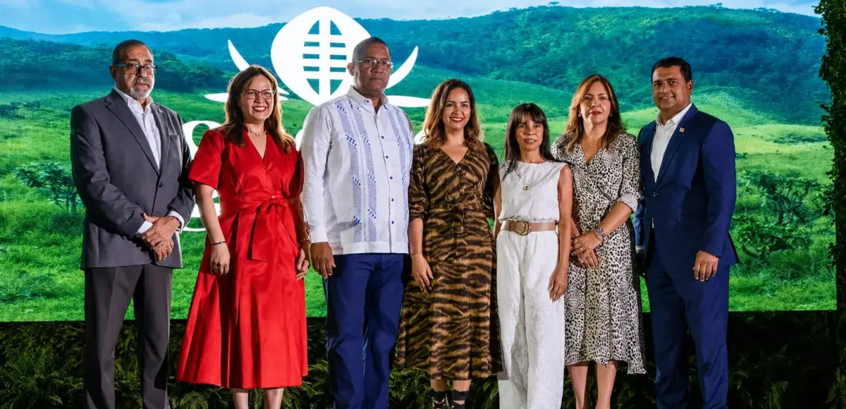 Con el respaldo de Banreservas presentan Cacao Green Ecoluxury, un nuevo estándar inmobiliario de montaña