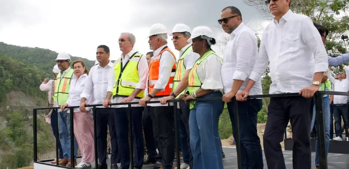 Presidente Abinader supervisa avances en la presa de Guaigüí, La Vega