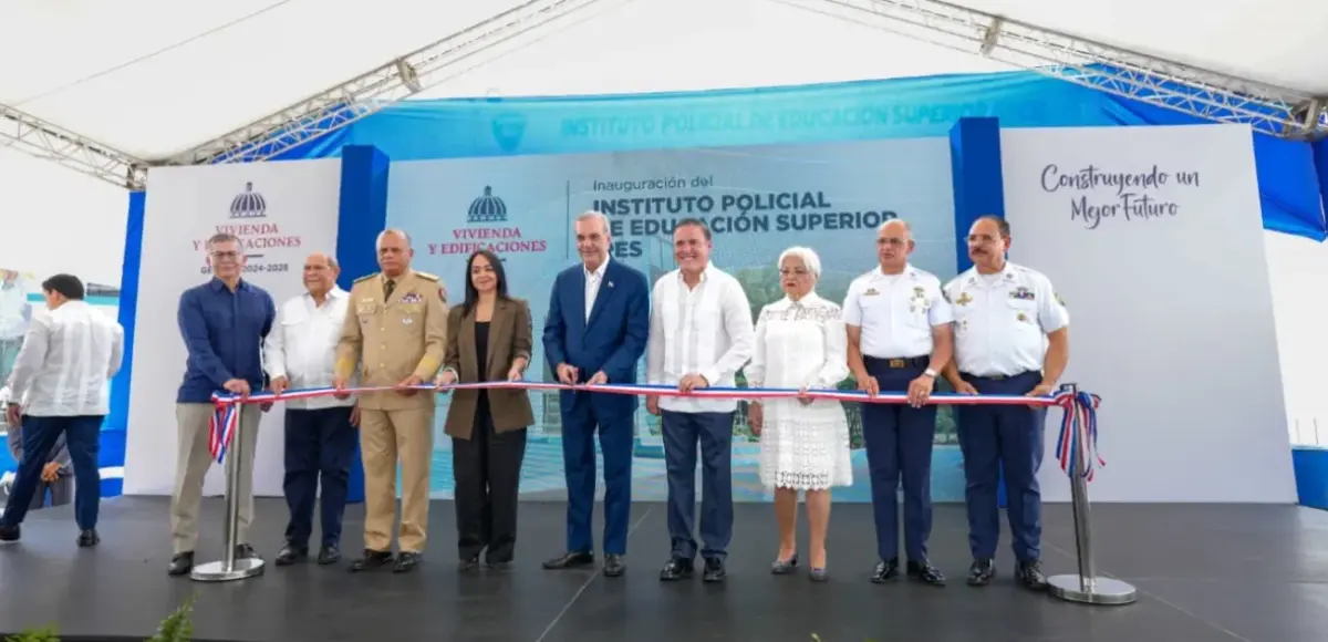 Presidente Luis Abinader inaugura moderno complejo académico y administrativo del Instituto Policial de Educación Superior