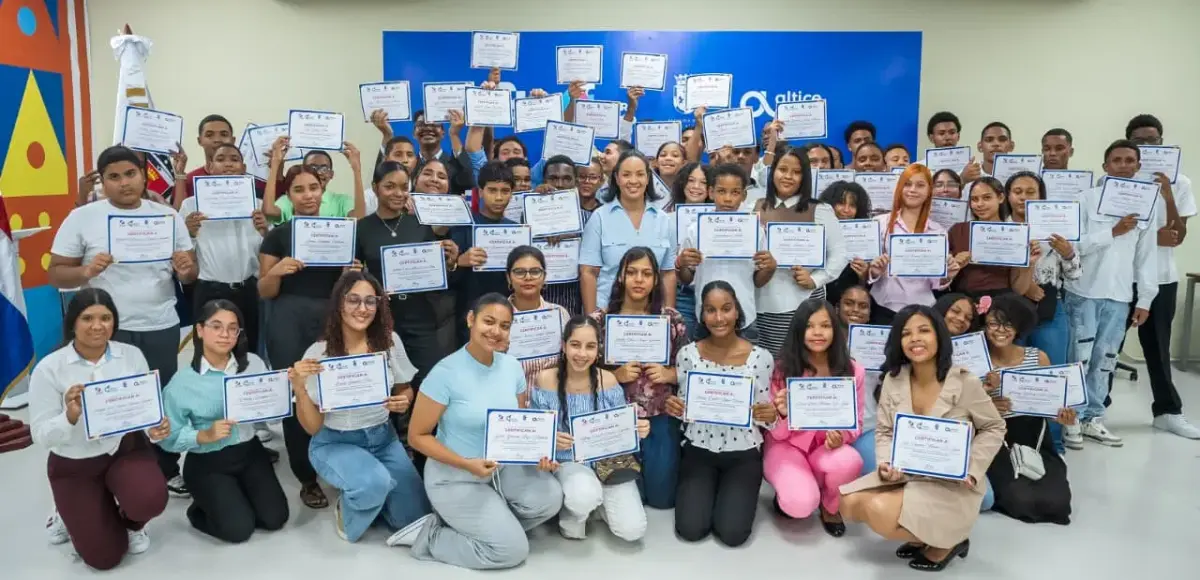 Alcaldía del DN, DUSA y Altice certifican a 80 estudiantes en Esports y Creación de Contenido en Centro Futuro