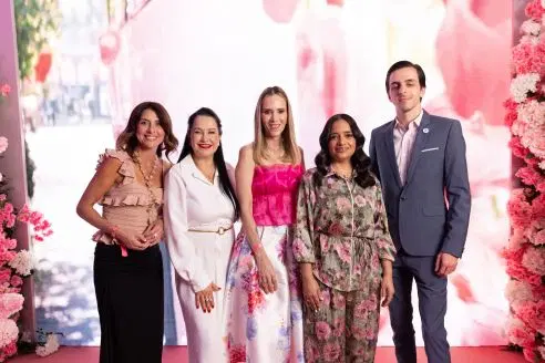 Elizabeth Arden presenta Eternal Aura al público dominicano en Days to Shine