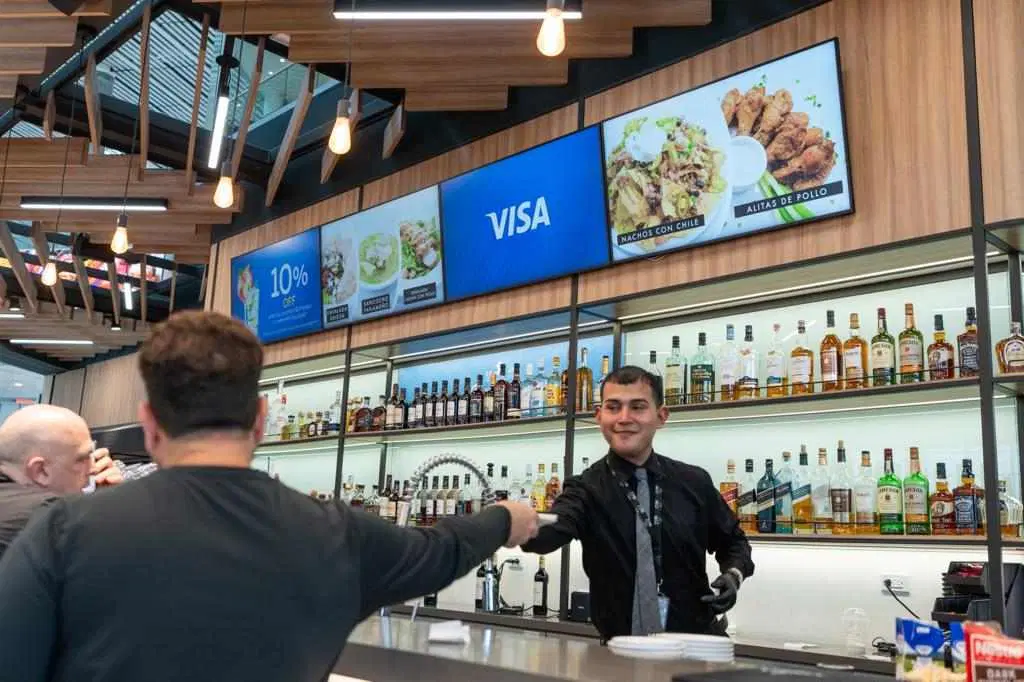 Visa y Duty Free Americas renuevan su acuerdo y amplían beneficios para viajeros en Centroamérica y el Caribe
