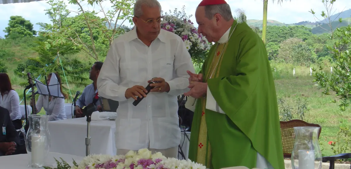 Puerta de Cielo conmemora 25 años sirviendo a las familias en República Dominicana