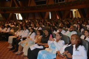 UASD pone a disposición de hospitales y clínicas a 420 estudiantes de término en la carrera de Medicina