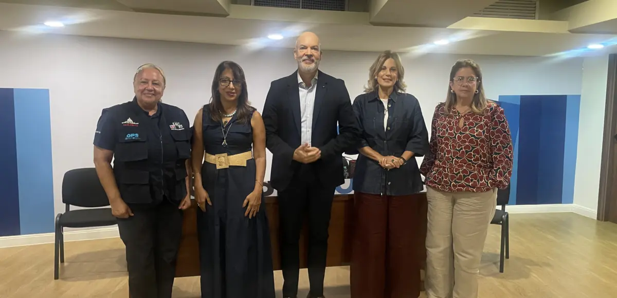Psicólogos de emergencias y crisis hablaron en el Foro de Centro Cuesta Libro