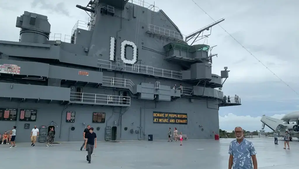 USS Yorktown CV-10 un famoso portaviones convertido en museo