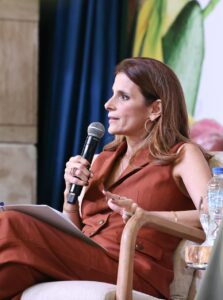 Ligia Bonetti plantea formar profesionales capaces de aprender, decidir y actuar
