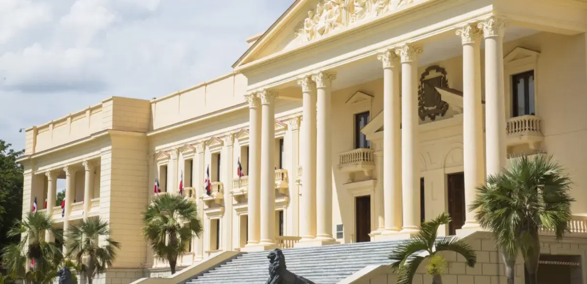Poder Ejecutivo emite el Decreto 642-26, que dispone el traslado temporal de la residencia oficial del presidente desde Santo Domingo a Santiago, del 14 al 16 de septiembre