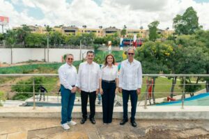Popular y ADN supervisan los avances del remozamiento del parque José Núñez de Cáceres