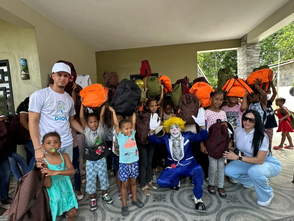 Fundación Soldados de Dios beneficia a 350 niños con el programa “Una Mochila, Un Niño” 2026