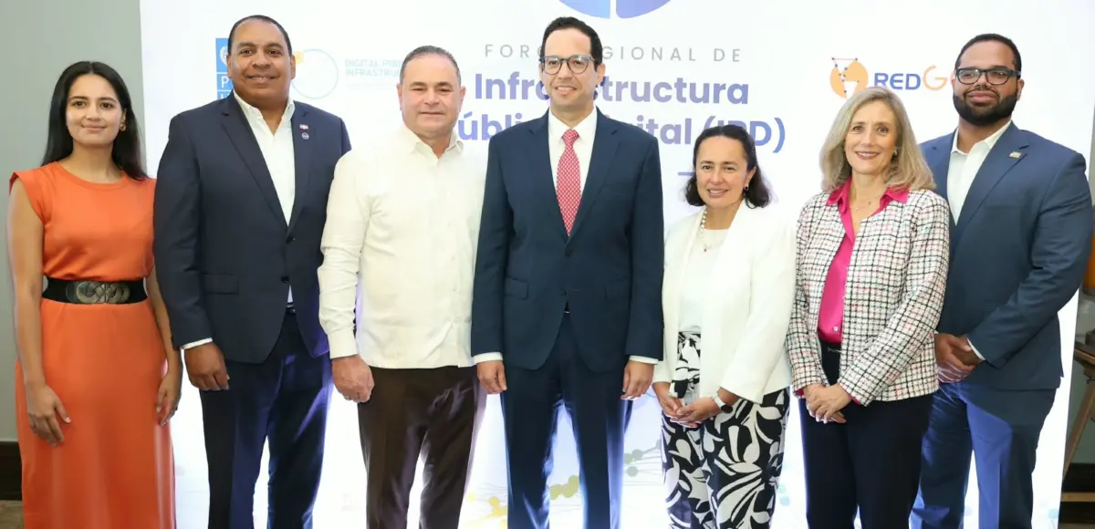 Ministro Freund afirma infraestructuras públicas digitales son el puente de la transformación del Estado