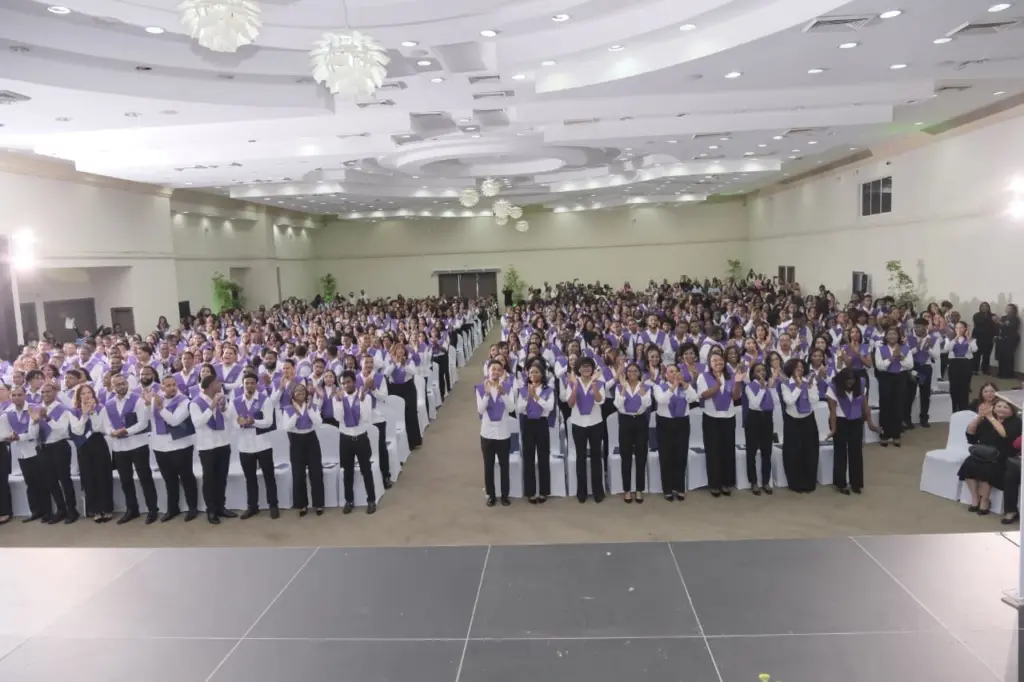 ISFODOSU entrega 1,093 nuevos profesionales de la educación a la sociedad dominicana en sus Graduaciones Ordinarias 2026