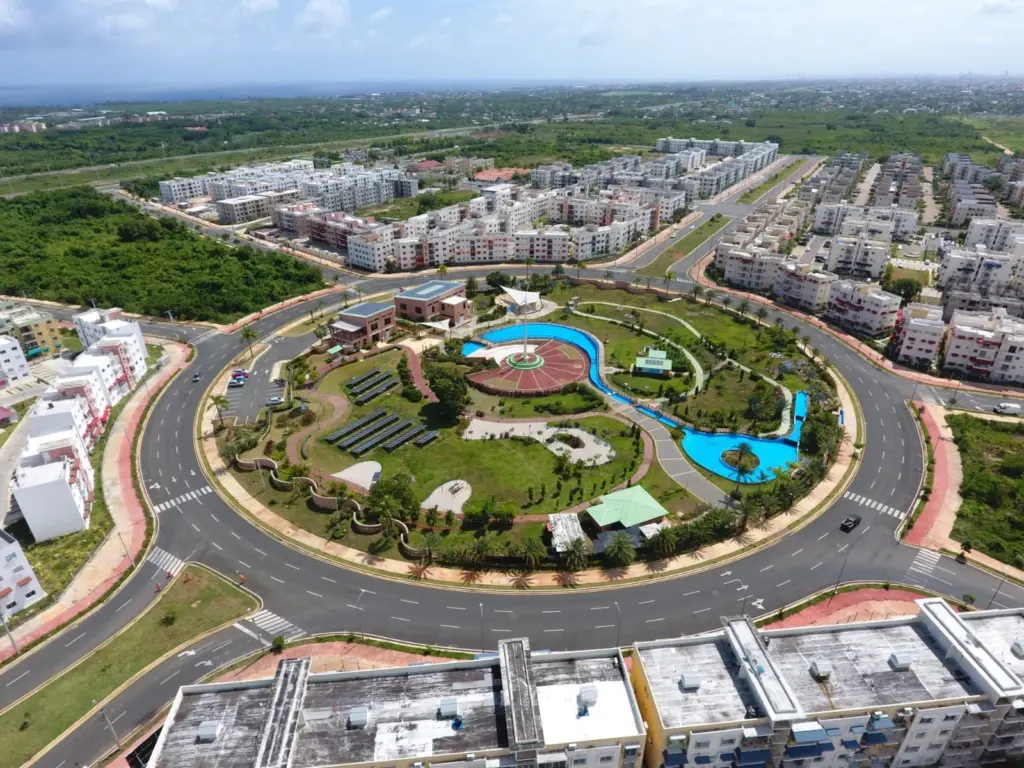 Ciudad Juan Bosch: un modelo residencial único en el país, concebido para vivir en comunidad