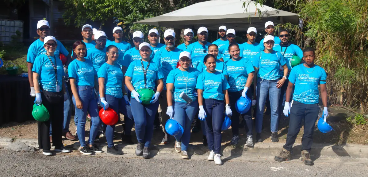 Reid & Compañía S. A. y Autocamiones S. A. transforman la vida de tres familias en San Cristóbal junto a Hábitat para la Humanidad RD