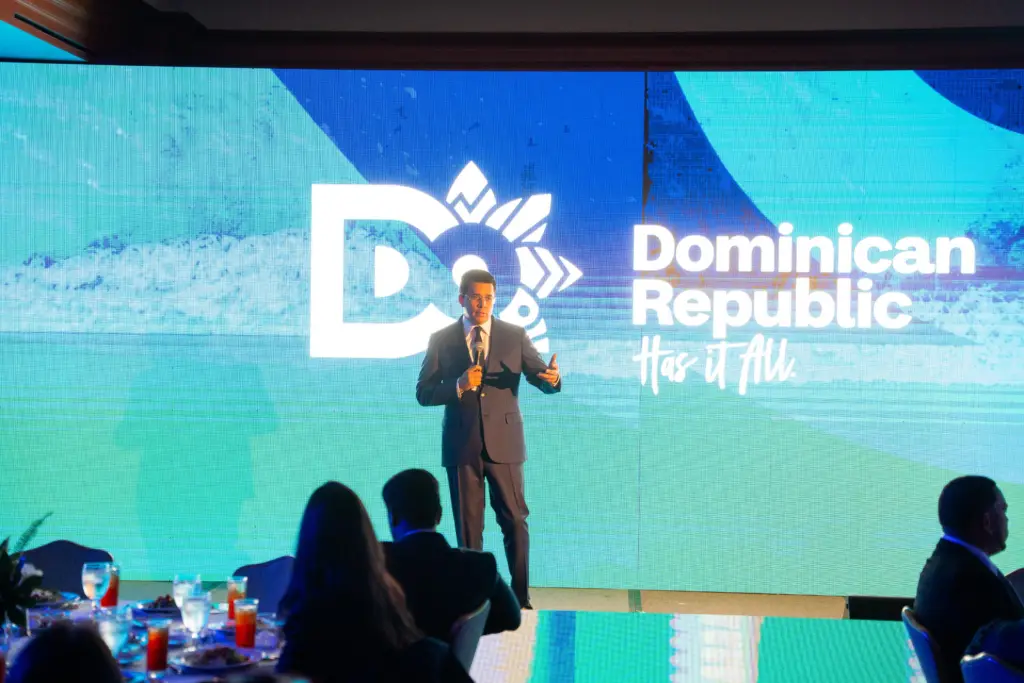 David Collado presenta en Houston, Estados Unidos, su roadshow número 124