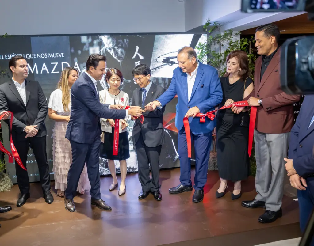 Mazda y Auto Gallery inauguran un showroom exclusivo en Santo Domingo