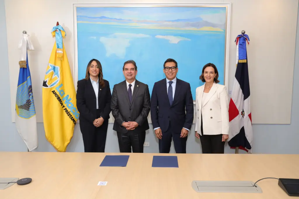 La Nacional se une al We Finance Code para impulsar el acceso al financiamiento de MIPYMES lideradas por mujeres