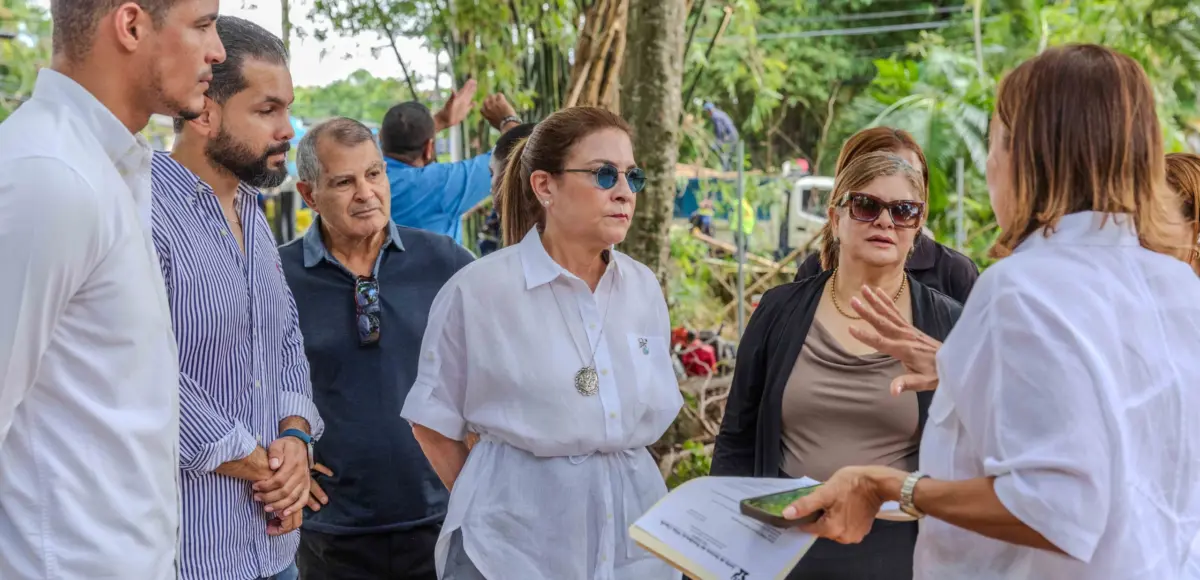 Carolina Mejía supervisa ejecución de obras que transforman distintos sectores del DN