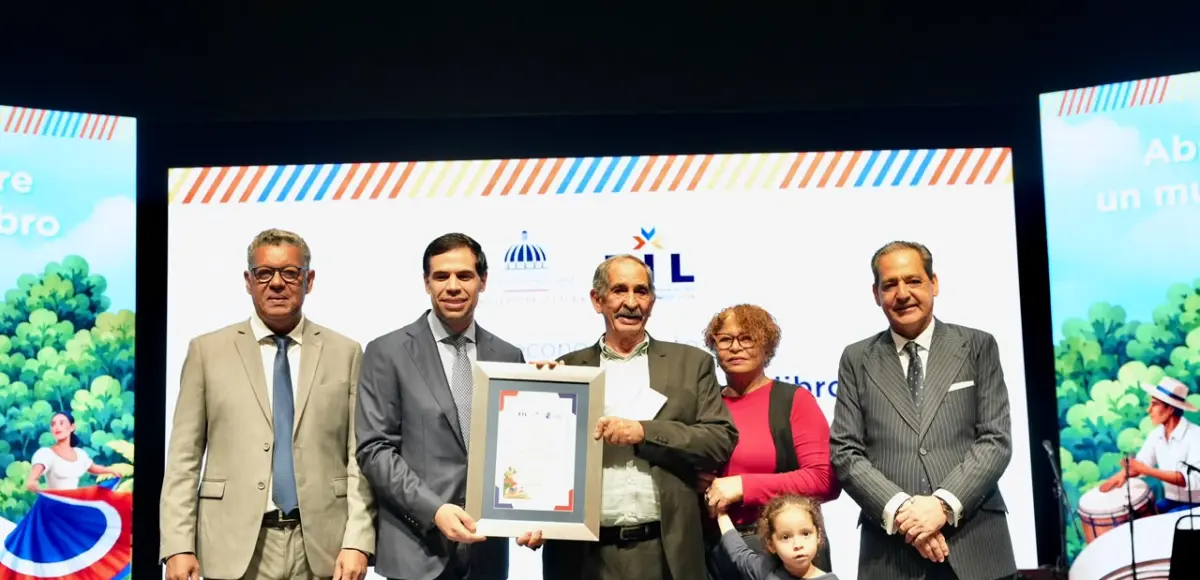 Feria del Libro culmina con $97.4 millones en ventas de libros y 714,322 visitantes