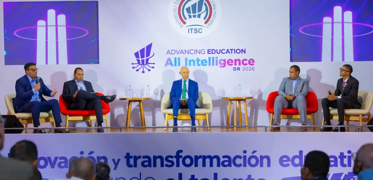 ITSC conecta educación, innovación e inteligencia artificial en jornada “Advancing Education: All Intelligence DR 2026”