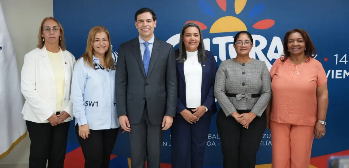Roberto Ángel Salcedo anuncia el festival Cultura en el Sur